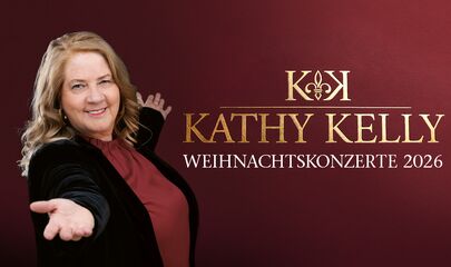 Kathy Kelly in Präsentationspose daneben Schriftzug Kathy Kelly, führt zum Kalendereintrag